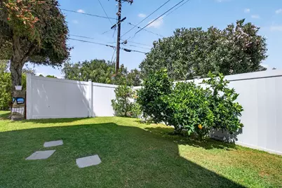 1010 W 19th, Costa Mesa, CA 92627 - Photo 22