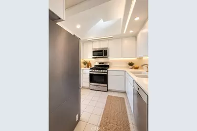 9 Brisa Ribera, Rancho Santa Margarita, CA 92688 - Photo 4