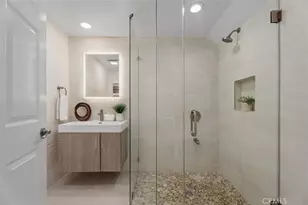 11 Calle Del Mar, Rancho Santa Margarita, CA 92688 - Photo 14