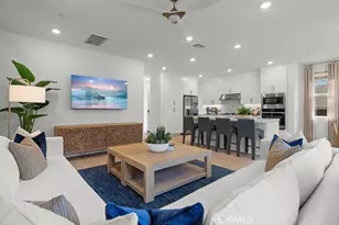 2010 Pyrenes Pl, Santa Paula, CA 93060 - Photo 8