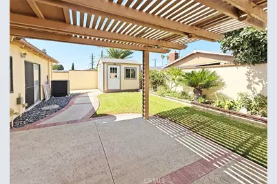 6041 Santa Barbara Avenue, Garden Grove, CA 92845 - Photo 36
