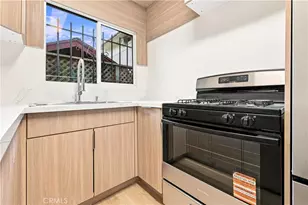 3121 E 5th St, Long Beach, CA 90814 - Photo 8
