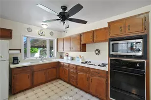 8469 Calendula Dr, Buena Park, CA 90620 - Photo 12