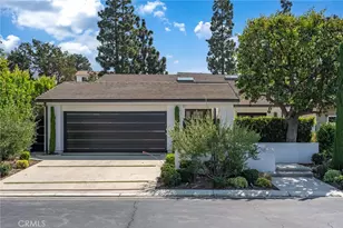 10 Rue Cannes, Newport Beach, CA 92660 - Photo 2