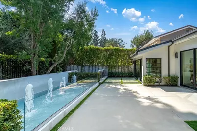 10 Rue Cannes, Newport Beach, CA 92660 - Photo 42
