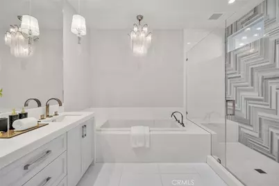 10 Rue Cannes, Newport Beach, CA 92660 - Photo 30