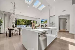 10 Rue Cannes, Newport Beach, CA 92660 - Photo 12