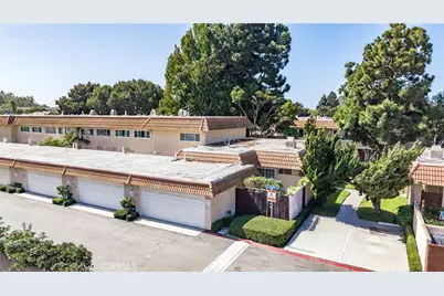 18571 Edgebrook Lane, Huntington Beach, CA 92648 - Photo 40