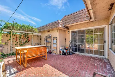18571 Edgebrook Lane, Huntington Beach, CA 92648 - Photo 28
