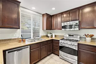 42 Paseo Viento, Rancho Santa Margarita, CA 92688 - Photo 10