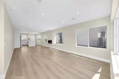 806 W Balboa Boulevard #Front, Newport Beach, CA 92661 - Photo 6
