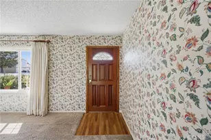 6211 Mar Vista Dr, Huntington Beach, CA 92647 - Photo 4
