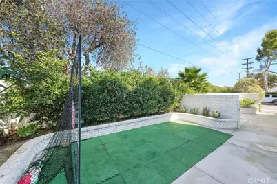 16001 Santa Barbara, Huntington Beach, CA 92649 - Photo 48