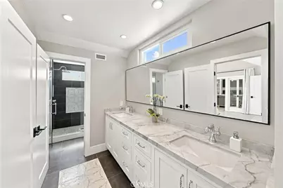 16001 Santa Barbara, Huntington Beach, CA 92649 - Photo 32