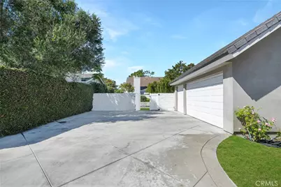 16001 Santa Barbara, Huntington Beach, CA 92649 - Photo 42