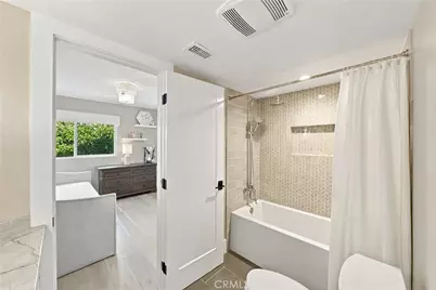 16001 Santa Barbara, Huntington Beach, CA 92649 - Photo 40