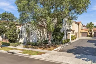 87 Canal, Irvine, CA 92620 - Photo 2