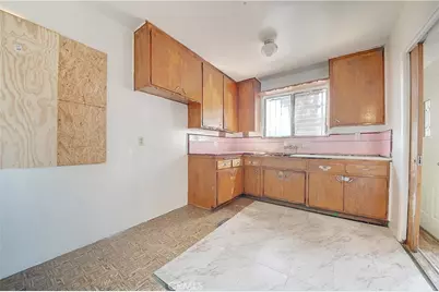 364 W Ofarrell Street, San Pedro, CA 90731 - Photo 10
