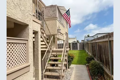 16672 Dolores Lane, Huntington Beach, CA 92649 - Photo 2