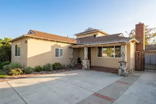 726 S Halladay St, Santa Ana, CA 92701 - Photo 2
