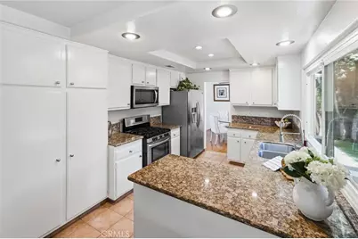 5872 Meadowbrook Drive, Huntington Beach, CA 92649 - Photo 22