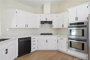 25810 Browning Pl, Stevenson Ranch, CA 91381 - Photo 14