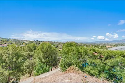 1315 S Golden Vista Drive, West Covina, CA 91791 - Photo 38