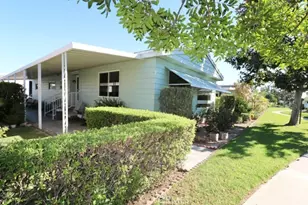 16742 Lake Knoll Ln, Yorba Linda, CA 92886 - Photo 4
