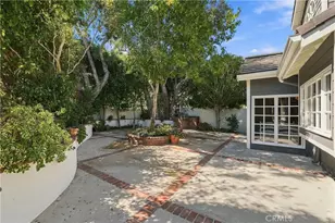 16261 Santa Barbara Ln, Huntington Beach, CA 92649 - Photo 8