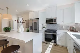 2155 Aneto Wy, Santa Paula, CA 93060 - Photo 2