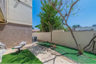 636 E 220th, Carson, CA 90745 - Photo 26