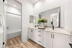 147 Culture, Irvine, CA 92618 - Photo 32