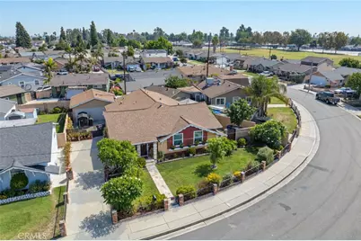 11531 Massinger, Lakewood, CA 90715 - Photo 2