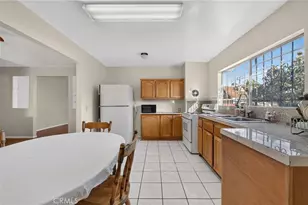 1135 Larch, Inglewood, CA 90301 - Photo 18