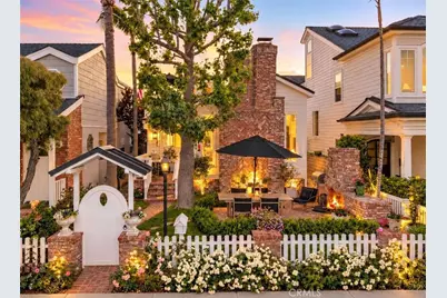 209 Diamond Avenue, Newport Beach, CA 92662 - Photo 2