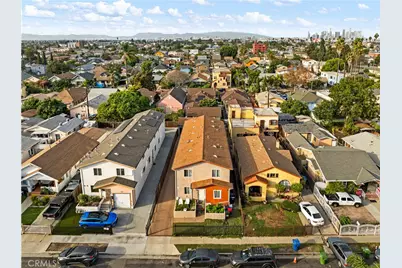 831 W 50th, Los Angeles, CA 90037 - Photo 2