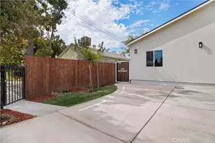 325 Holtby Rd, Bakersfield, CA 93304 - Photo 36