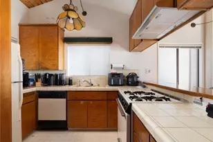 412 E Oceanfront, Newport Beach, CA 92661 - Photo 34