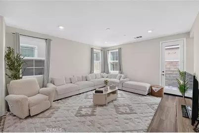 16729 Petrus Ln, Fontana, CA 92336 - Photo 2