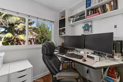 9301 Neolani, Huntington Beach, CA 92646 - Photo 18