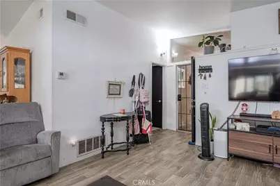 2333 S Shelton Street, Santa Ana, CA 92707 - Photo 6