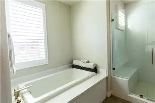 323 Sawbuck, Irvine, CA 92618 - Photo 24