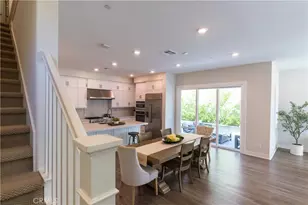 323 Sawbuck, Irvine, CA 92618 - Photo 6