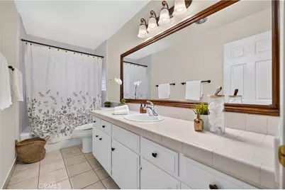 145 A Bennett Avenue, Long Beach, CA 90803 - Photo 26
