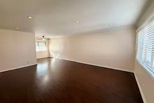 8650 Belford, Los Angeles, CA 90045 - Photo 2