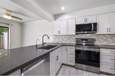 217 Avenida Adobe, San Clemente, CA 92672 - Photo 4