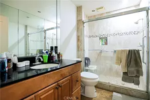 2906 E Collyer Ln, Anaheim, CA 92806 - Photo 18