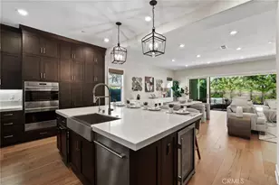 66 Bolide, Irvine, CA 92618 - Photo 20