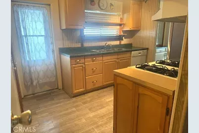 235 S S. Beach Boulevard #54, Anaheim, CA 92804 - Photo 8