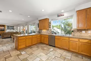 135 Custer Cir, Corona, CA 92881 - Photo 16